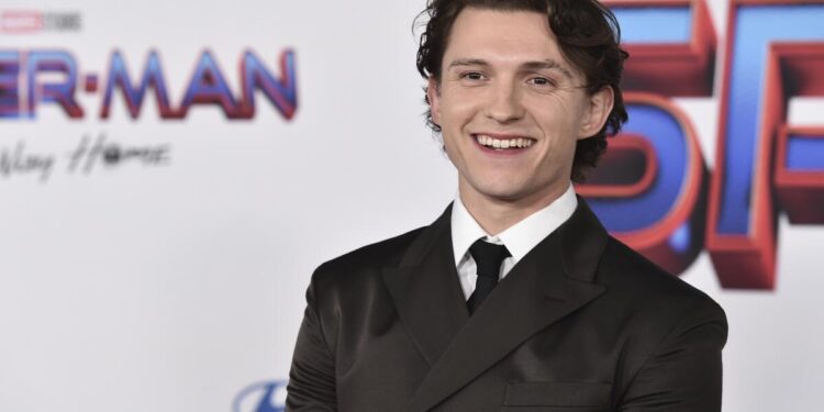Tom-Holland-Spider-Man