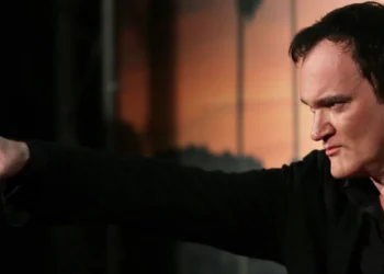 Zoom sur l’univers cinématographique de Quentin Tarantino : guide complet des films du maître du cinéma moderne