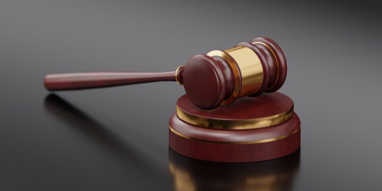 Adoption illégale : un couple français condamné au Bénin !