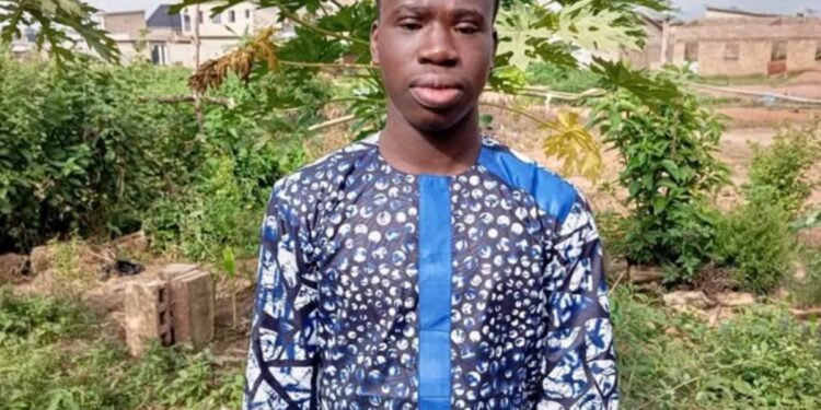 Le parcours d’un génie discret : sans électricité, Ford Tohouenou illumine le bac 2025