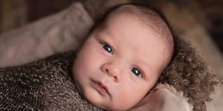 Le « plus vieux bébé du monde » pourrait ne pas conserver son record longtemps, selon un expert