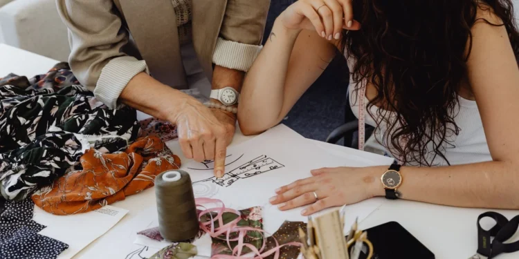 Vivrelle lance Ella, l&rsquo;outil de stylisme intelligent révolutionnaire